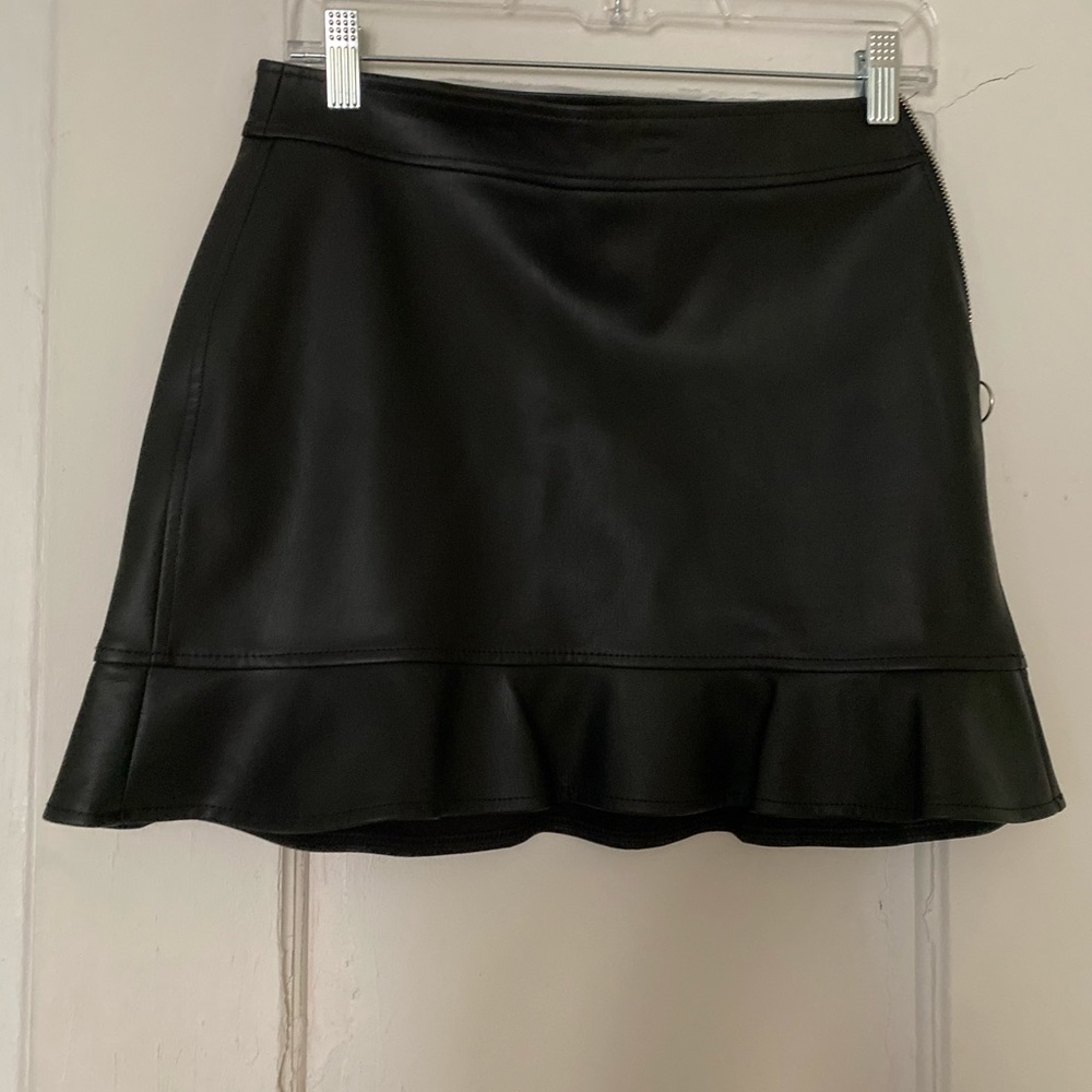 Synthetic leather skirt